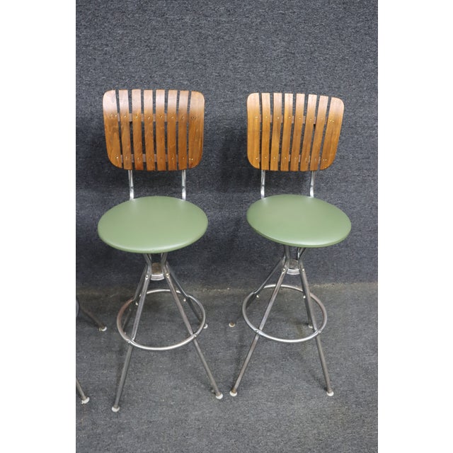 Mid-Century Modern Set of 4 Mid-Century Modern Walnut & Chrome Swivel Bar Stools For Sale - Image 3 of 9