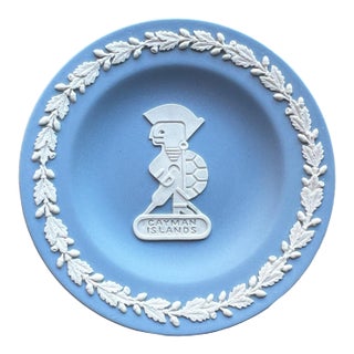 Mid 20th Century Wedgwood Blue Jasperware Cayman Islands Trinket Dish, Eturia Collection For Sale