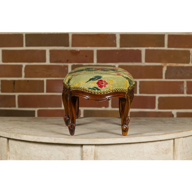 French Louis XV 19th Century Carved Walnut Footstool with Tapestry Upholstery For Sale - Image 9 of 11