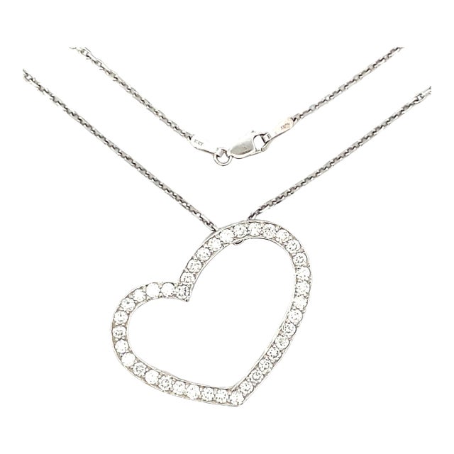 14k Gold 1.95 Carat Total Weight Diamond Heart Necklace For Sale