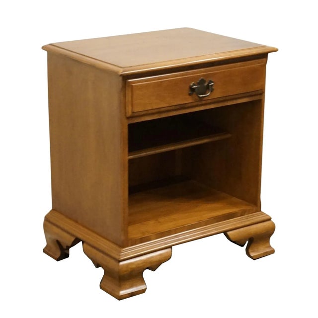 ETHAN ALLEN Heirloom Nutmeg Maple Colonial Early American 22" Open Cabinet Nightstand 10-5306 25.5" High 22" Wide 17" Deep...