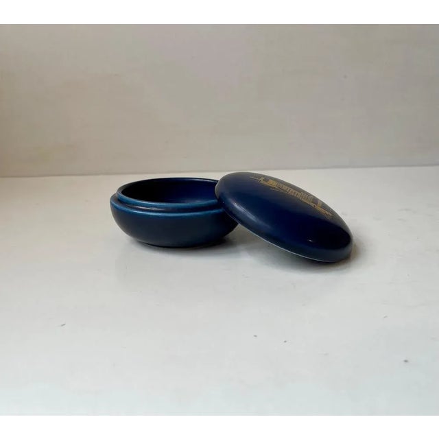 Blue Ceramic Trinket Jar by Nils Thorsson for Aluminia, 1950s For Sale - Image 3 of 8