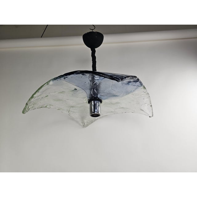 Italian Glass Pendant Lamp in the style of Mazzega, 1970s For Sale - Image 6 of 11