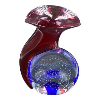 Vintage 1990s Young and Constantin Murano Style Blown Glass Vase in Red, Clear and Blue With Controlled Bubbles For Sale