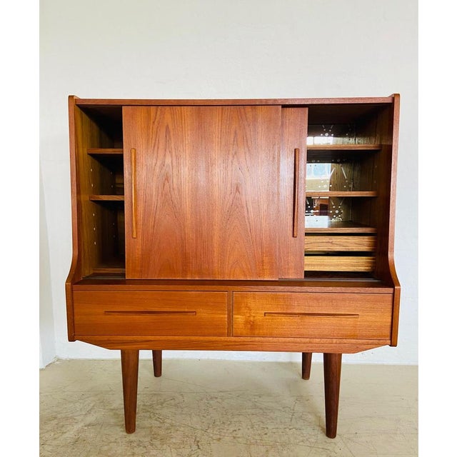 Mid-Century Danish Teak Bar Cabinet, 1960 For Sale - Image 9 of 18
