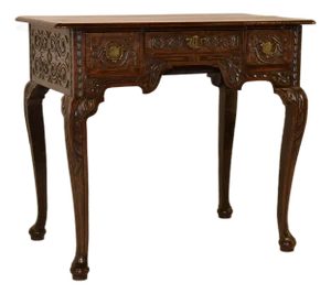 Early 18th Century English Oak Carved Lowboy