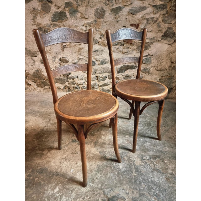 Antique Bistro Chairs with Pressed Wood Seat and Bentwood Backrest by Michael Thonet for Thonet, Early 1900s, Set of 2 For Sale - Image 17 of 17