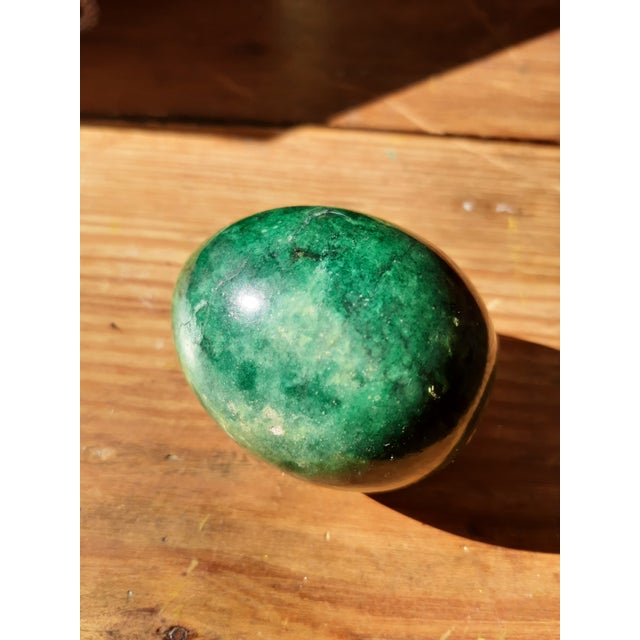 1960s Italian Italian Emerald Green Alabaster Egg For Sale - Image 5 of 6