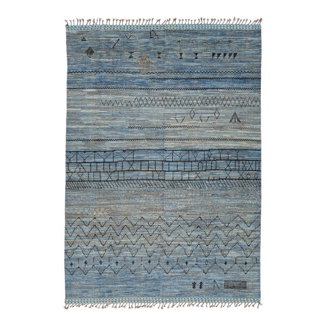 Modern Berber Blue: Hand-Woven Moroccan Style Abstract Wool Rug 9x13 For Sale