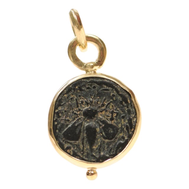 A Bronze Drachm [Coin] Bee Pendant Trimmed in 18k Gold For Sale