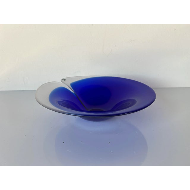 Mats Jonasson Sweden Art Glass Blue Magic Bowl, Signed For Sale - Image 12 of 12