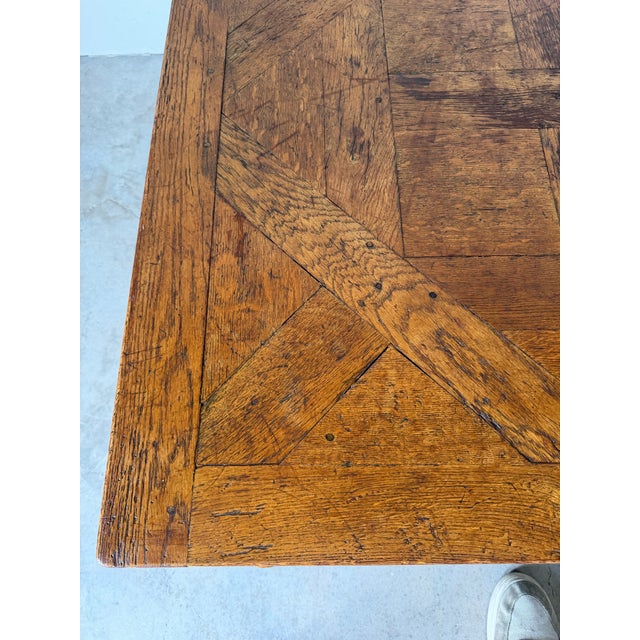 Brown 1960s French Provincial Louis XV–Style Hollywood Regency Carved Oak Parquetry Coffee Table For Sale - Image 8 of 14