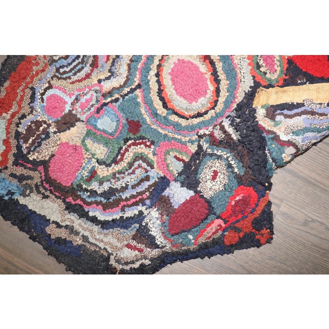 Colorful Floral American Hooked Small Square Rug no. j5169 For Sale In New York - Image 6 of 7