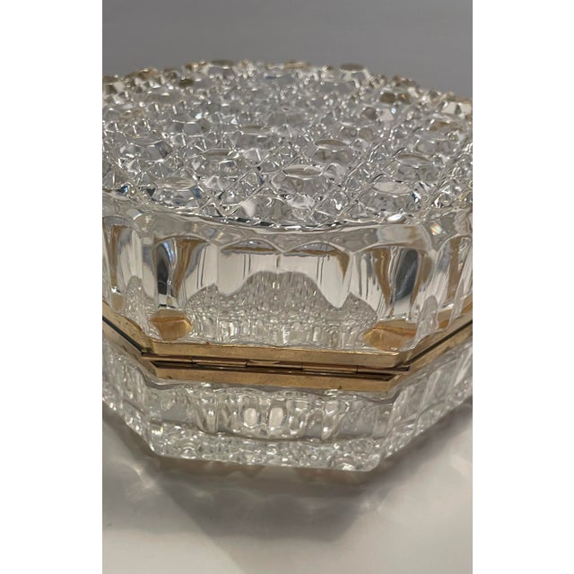 1960s Glass Octagonal Casket For Sale - Image 6 of 7