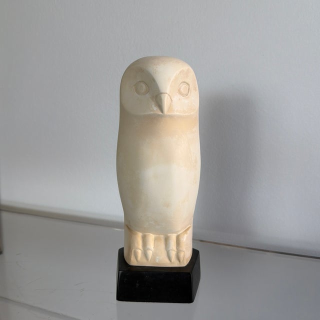 This Art Deco resin sculpture of a standing owl was made by American artist Cleo Hartwig around 1969. The owl's smooth...