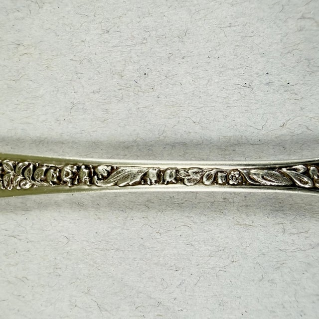 1930s 1930s Stieff Sterling Silver Corsage Repoussé Pattern Butter Pick For Sale - Image 5 of 11