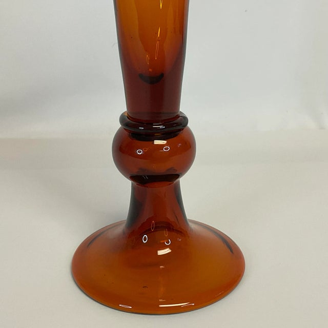 American 1970s Vintage Boho Chic Hollywood Regency Handblown Amber Glass Trumpet Vase For Sale - Image 3 of 11