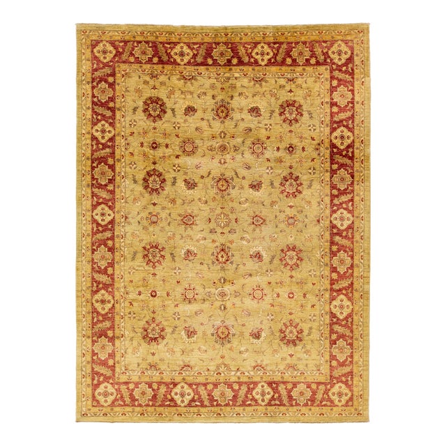 Modern Handmade Wool Rug in Gold With Floral Design For Sale