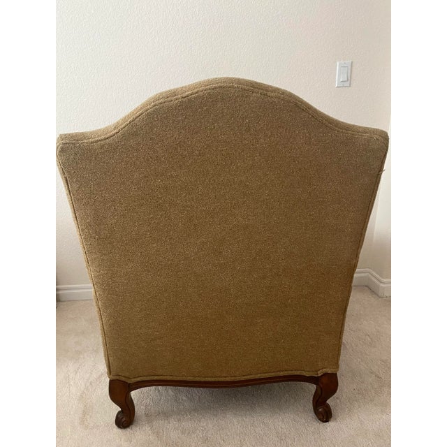 Ethan Allen Wide Carved Bergere French Louis XV Style Harris Chair Excellent Condition For Sale - Image 10 of 16