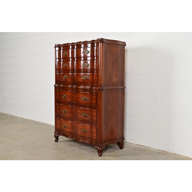 John Widdicomb John Widdicomb French Provincial Louis XV Solid Mahogany Highboy Dresser, Circa 1940s For Sale - Image 4 of 14