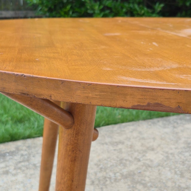 1950s Midcentury Modern Russel Wright for Conant Ball Maple 48" Round Dining Table With Atomic Legs for Restoration For Sale - Image 15 of 18