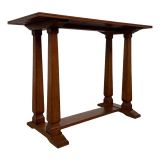 Small Early 20th Century English Oak Side Table For Sale