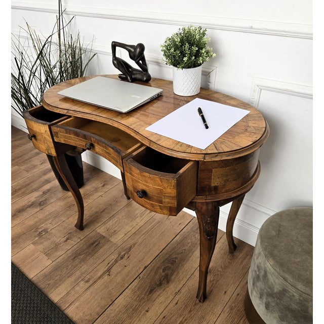 1940s Vintage Italian Kidney Shaped Desk in Walnut, 1940s For Sale - Image 5 of 10