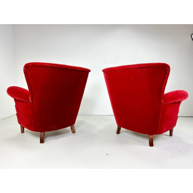 1940s 1940s Red Velvet Danish Lounge Chairs - Set of 2 For Sale - Image 5 of 10