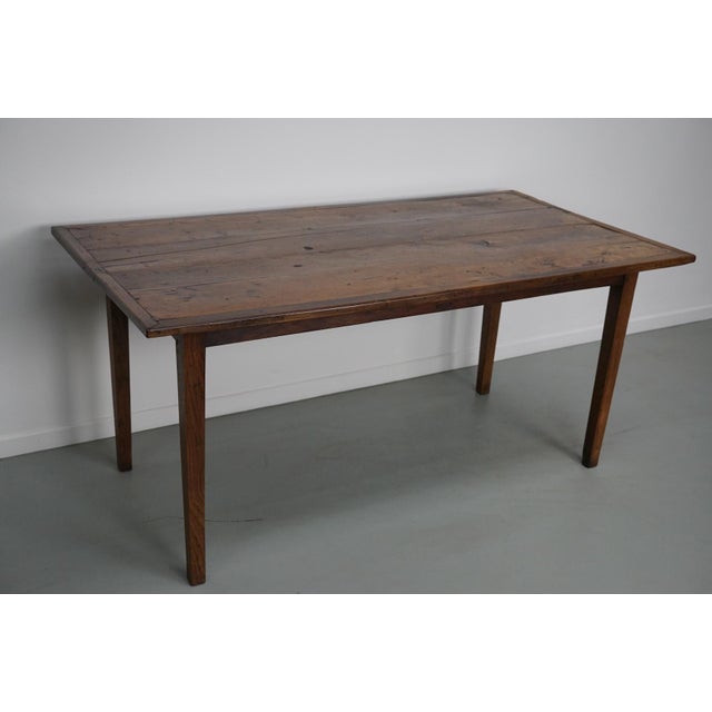 1920s 20th Century French Rustic Elm Farmhouse Dining Table, 1920s For Sale - Image 5 of 18
