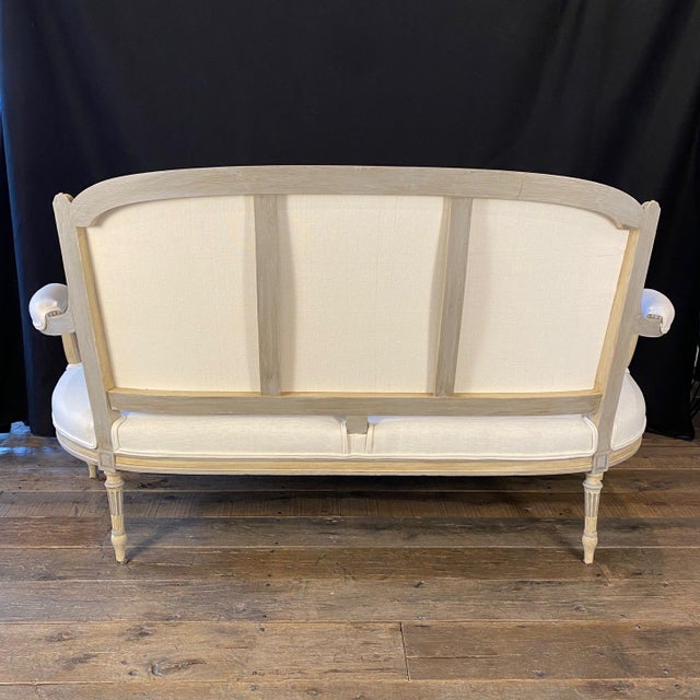 French 19th Century Louis XVI Painted Carved Wood & Newly Upholstered Sofa For Sale - Image 3 of 10
