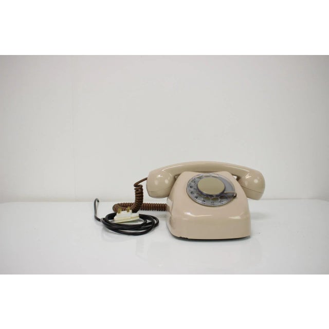 Beige Mid-Century Telephone from Tesla, 1979 For Sale - Image 8 of 11
