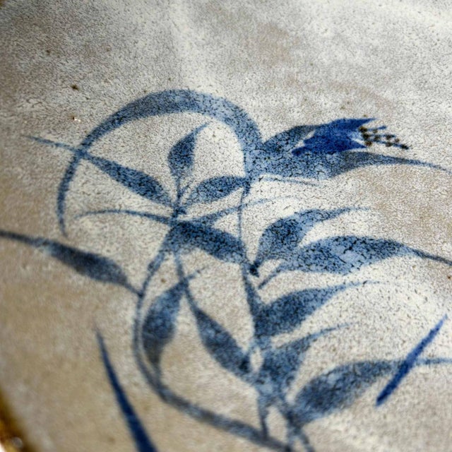 Beautiful Decorative Japanese Plate, Seto Ware, 1960s-1970s. Dimensions: height 4.5 cm, diameter 31.5 cm. This glazed...