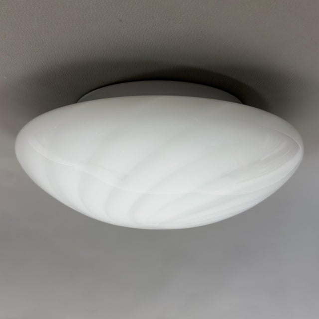 Modern Space Age Murano Glass Swirl Ceiling Lamp in Glossy White, 1970s For Sale - Image 3 of 11