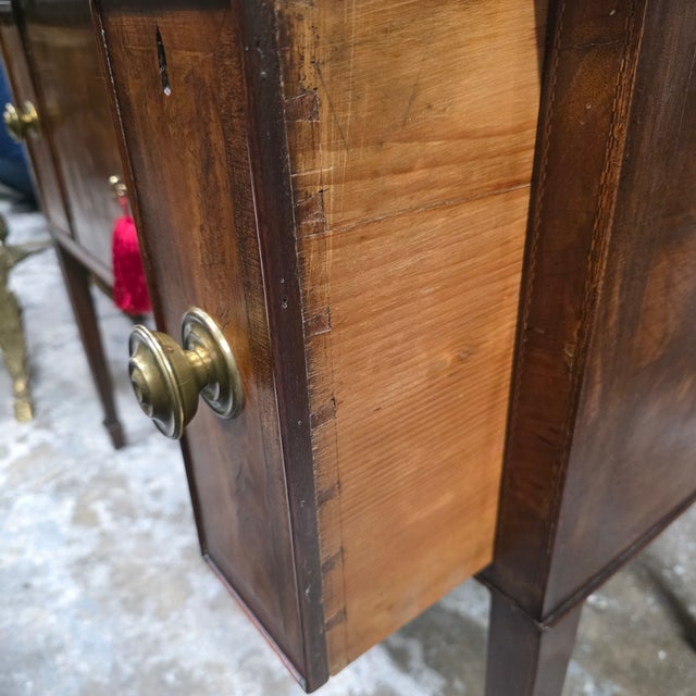 Antique Circa 1795-1810 English George III Flame Mahogany Cabinet Sideboard With Cellarette Drawers For Sale In Washington DC - Image 6 of 18