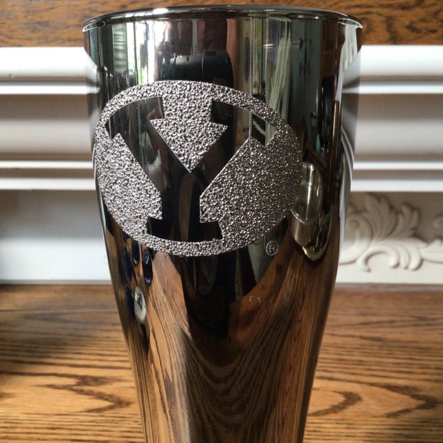 Metal Vintage Youngstown State University Ohio Silver Fade Beer Glasses and Silver Plated Serving Tray - Set of 7 For Sale - Image 7 of 13