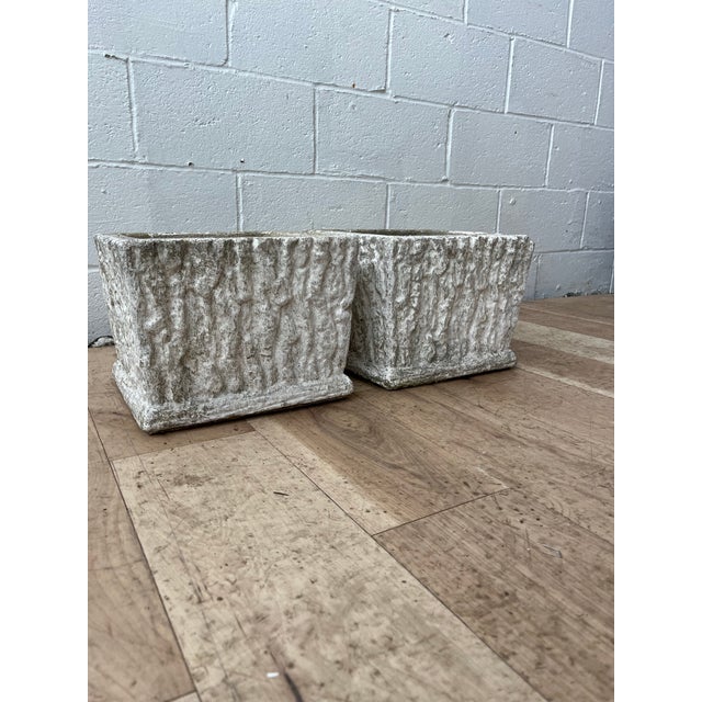 Pair of Faux Bois Concrete Planters | Vintage Rustic Modern Garden Cachepots For Sale In New York - Image 6 of 8