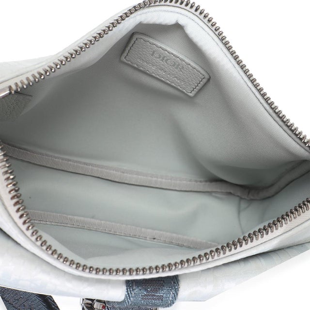 Blue Light Blue Oblique Jacquard Dior 8 Pouch With Strap For Sale - Image 8 of 8