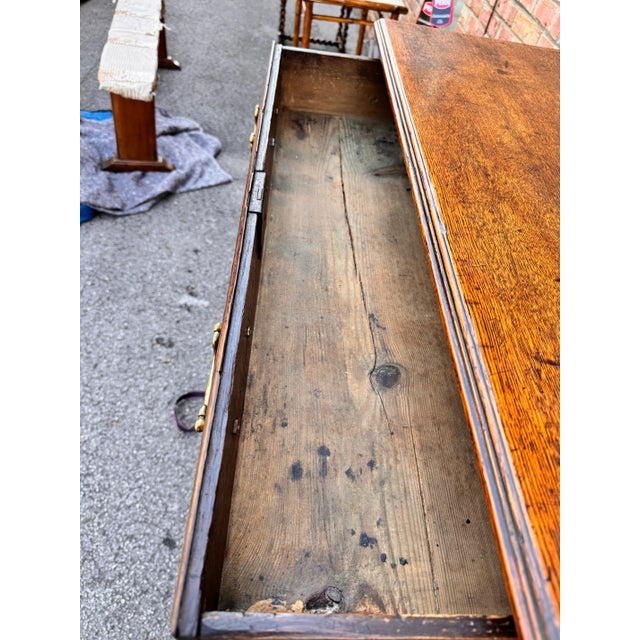 Wood 19th Century English Chest of Drawers For Sale - Image 7 of 8