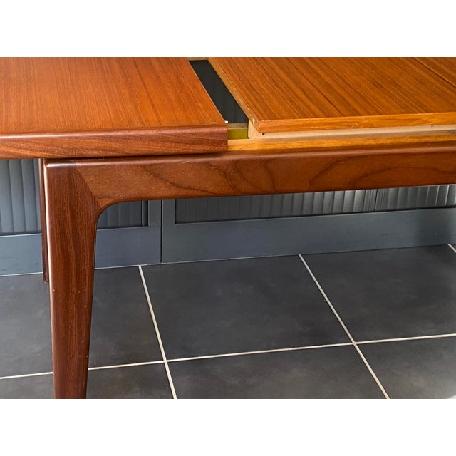 Vintage Scandinavian Extendable Table in Teak, 1960s For Sale - Image 10 of 18