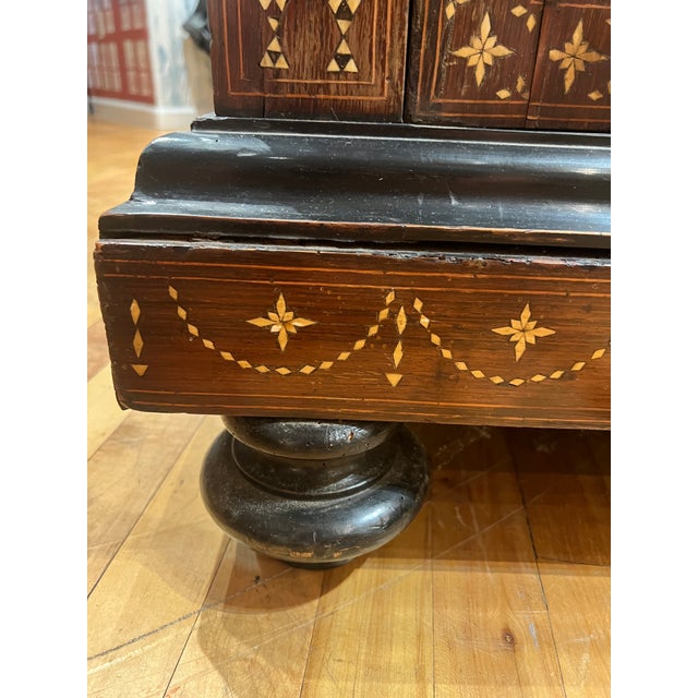 Grand Tour Magnificent 19th Century Italian Grand Tour Rosewood & Bone Inlaid Cabinet For Sale - Image 3 of 12