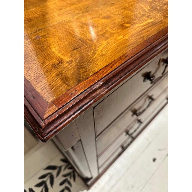 Wood 19th Century English Georgian Tiger Oak and Mahogany Banded Bachelor’s Chest For Sale - Image 7 of 12