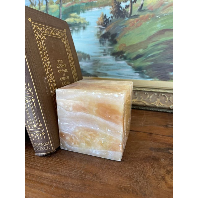 Pair of Mid-Century Italian Peach Onyx Cube Bookends, Estimated 1960s-70s. For Sale - Image 4 of 9