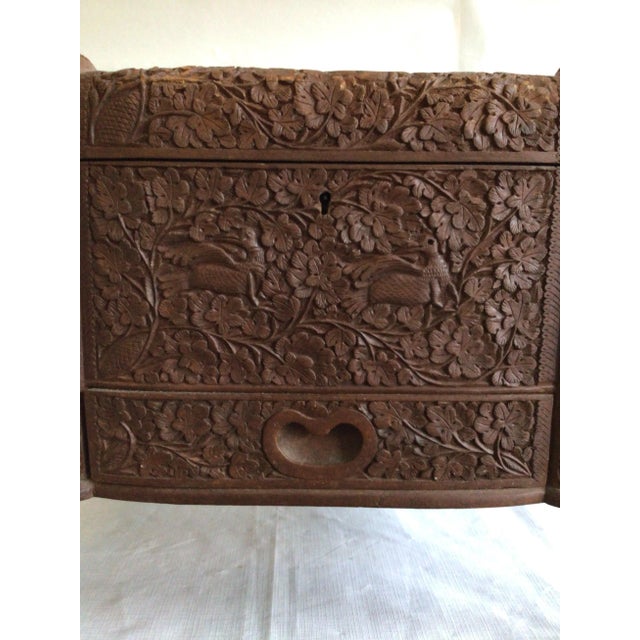 1950s Anglo-Indian Style Carved Wood Box For Sale In New York - Image 6 of 12