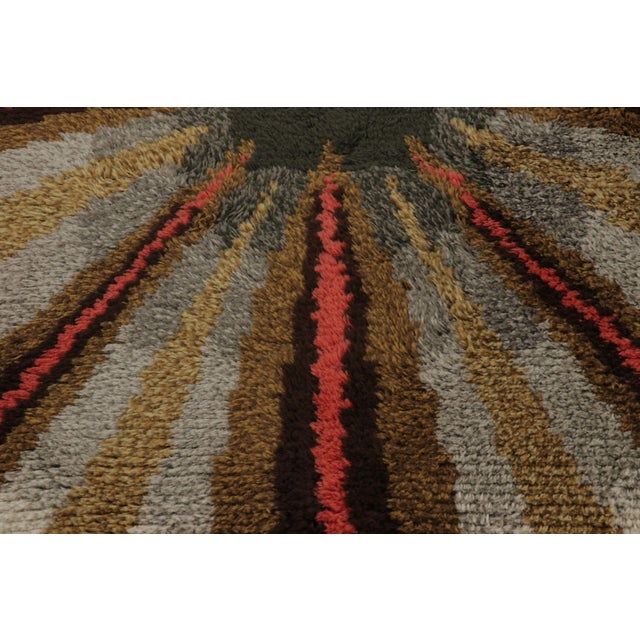 1960s Vintage Swedish Rya Rug With Gray and Brown Geometric Pattern - Rug & Kilim For Sale - Image 5 of 9
