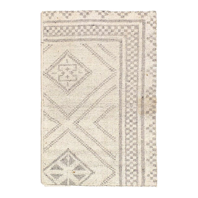 Pasargad DC Silver Color Pile & Loop Design Rug For Sale