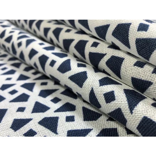 54" wide Alex Conroy Mughal Lattice Small Reverse Indigo geometric linen fabric in navy blue and white. Price is per yard....
