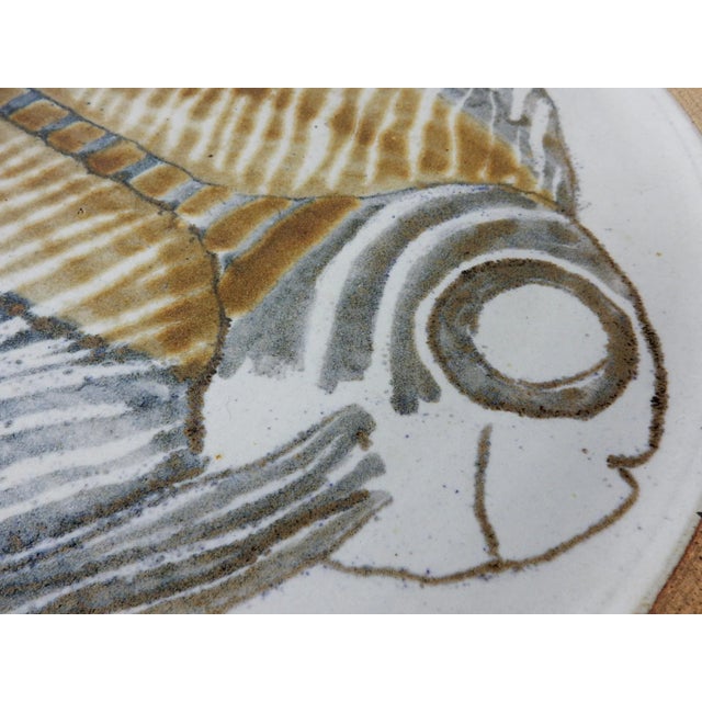1970s Mid-Century Modern Stoneware Fish Charger Platter Studio Artist Rowe For Sale - Image 5 of 7