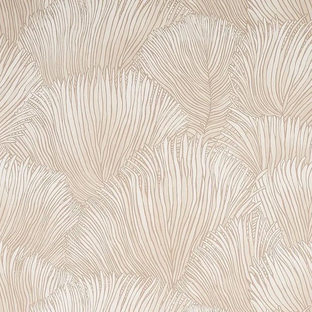 Schumacher Sample - Schumacher Fondale Wallpaper in Ivory For Sale - Image 4 of 4