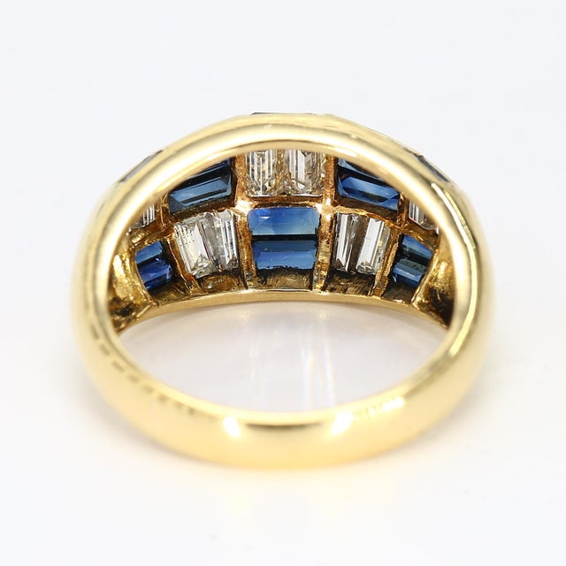 Contemporary 18k Yellow Gold Ring With Blue Sapphire & Diamond Baguette Checkerboard - Size 6 For Sale - Image 3 of 7