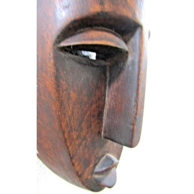 Early 20th Century Authentic Large Hand-Carved Wooden Bamana N'tomo Mask From Mali, West Africa For Sale In Miami - Image 6 of 13